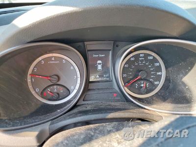 Zdjęcie 9 z 13 samochodu: 2016 HYUNDAI SANTA FE SPORT 2.4L VIN:5XYZU3LB2GG380599 - miniatura