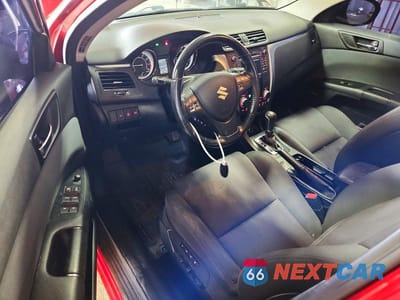 Zdjęcie 8 z 12 samochodu: 2010 SUZUKI KIZASHI GTS VIN:JS2RF9A50A6100155 - miniatura