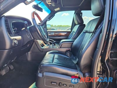 Zdjęcie 7 z 12 samochodu: 2017 LINCOLN NAVIGATOR SELECT VIN:5LMJJ2JT8HEL13231 - miniatura