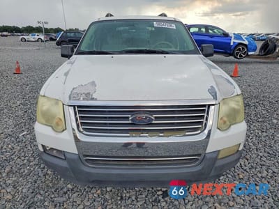 Piąte zdjęcie samochodu w środku: 2007 FORD EXPLORER XLT VIN:1FMEU63E37UB57041 - miniatura