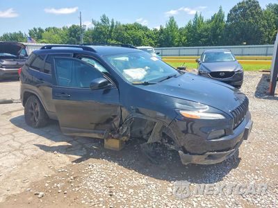Czwarte zdjęcie samochodu z boku: 2015 JEEP CHEROKEE LATITUDE VIN:1C4PJMCB1FW727556 - miniatura