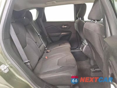 Zdjęcie 11 z 13 samochodu: 2021 JEEP CHEROKEE LATITUDE VIN:1C4PJLCB5MD134396 - miniatura