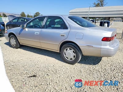 Drugie zdjęcie samochodu z przodu: 1999 TOYOTA CAMRY CE VIN:4T1BG22K0XU444959 - miniatura