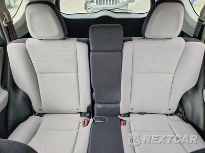 Zdjęcie 10 z 14 samochodu: 2016 TOYOTA RAV4 XLE VIN:JTMRFREV4GJ097352 - miniatura