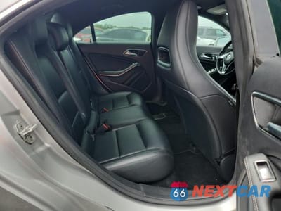 Zdjęcie 10 z 12 samochodu: 2014 MERCEDES-BENZ CLA 250 VIN:WDDSJ4EB7EN065872 - miniatura