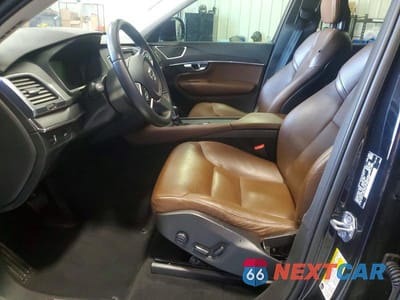 Zdjęcie 7 z 13 samochodu: 2020 VOLVO XC90 T6 MOMENTUM VIN:YV4A22PK1L1596118 - miniatura