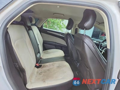 Zdjęcie 10 z 12 samochodu: 2019 FORD FUSION SE VIN:3FA6P0HD8KR229421 - miniatura