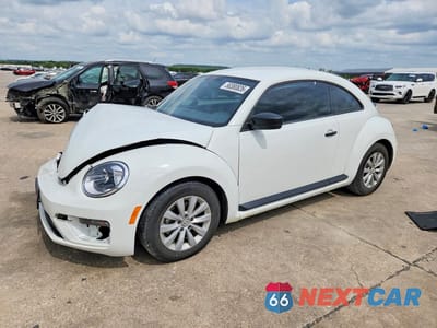 2018 VOLKSWAGEN BEETLE S/COAST 3VWFD7AT6JM702853 - główne zdjęcie licytacji z USA - miniatura