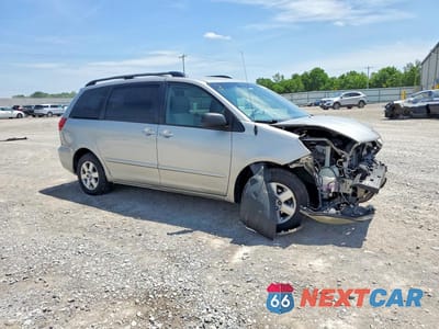 Czwarte zdjęcie samochodu z boku: 2009 TOYOTA SIENNA LE 7-PASSENGER VIN:5TDZK23C89S250521 - miniatura