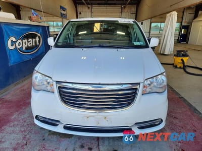 Piąte zdjęcie samochodu w środku: 2016 CHRYSLER TOWN AND COUNTRY VIN:2C4RC1BG2GR253352 - miniatura