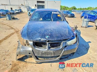 Piąte zdjęcie samochodu w środku: 2007 BMW 328 XI VIN:WBAVC93577KX54694 - miniatura