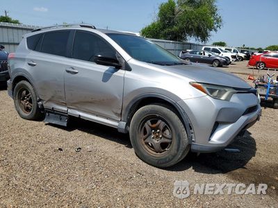 Czwarte zdjęcie samochodu z boku: 2018 TOYOTA RAV4 LE VIN:2T3ZFREV2JW405823 - miniatura