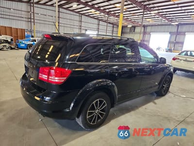 Trzecie zdjęcie samochodu z tyłu: 2018 DODGE JOURNEY SE VIN:3C4PDCABXJT216446 - miniatura