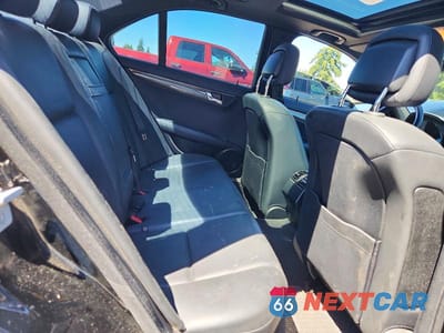 Zdjęcie 10 z 13 samochodu: 2010 MERCEDES-BENZ C 350 VIN:WDDGF5GB0AR099052 - miniatura