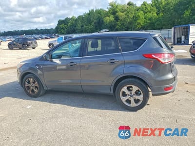 Drugie zdjęcie samochodu z przodu: 2015 FORD ESCAPE SE VIN:1FMCU0GX5FUB36271 - miniatura