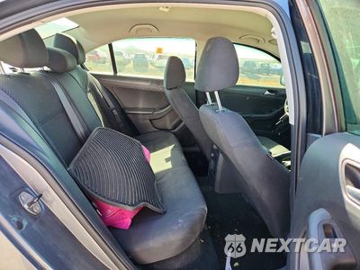 Zdjęcie 10 z 12 samochodu: 2014 VOLKSWAGEN JETTA BASE VIN:3VW1K7AJ4EM438035 - miniatura