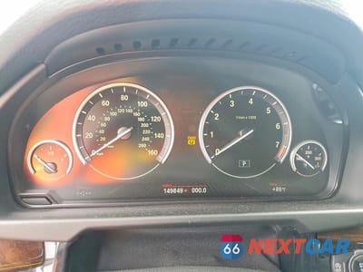 Zdjęcie 9 z 13 samochodu: 2015 BMW X5 XDRIVE35I VIN:5UXKR0C58F0K62569 - miniatura
