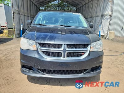 Piąte zdjęcie samochodu w środku: 2019 DODGE GRAND CARAVAN SE VIN:2C4RDGBG8KR539120 - miniatura