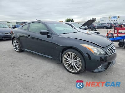Czwarte zdjęcie samochodu z boku: 2014 INFINITI Q60 COUPE JOURNEY VIN:JN1CV6EK5EM112677 - miniatura