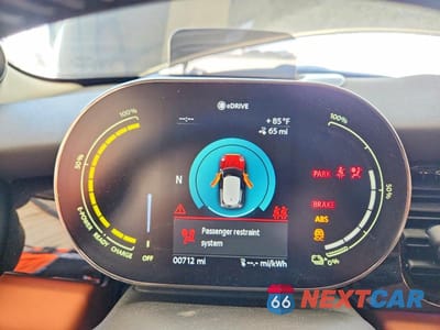 Zdjęcie 9 z 13 samochodu: 2024 MINI COOPER SE VIN:WMW13DJ03R2V55363 - miniatura
