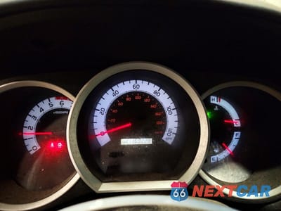 Zdjęcie 9 z 12 samochodu: 2015 TOYOTA TACOMA V6 VIN:5TFUU4EN1FX125624 - miniatura