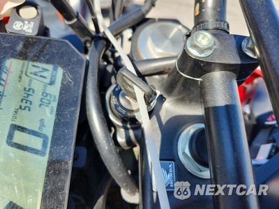 Zdjęcie 8 z 9 samochodu: 2024 HONDA CRF300 LA VIN:MLHND1657R5300148 - miniatura