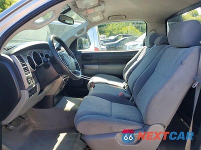 Zdjęcie 7 z 12 samochodu: 2011 TOYOTA TUNDRA GRADE VIN:5TFKY5F10BX004607 - miniatura