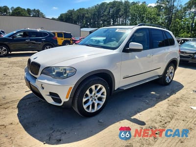 2012 BMW X5 XDRIVE35I 5UXZV4C52CL764067 - główne zdjęcie licytacji z USA - miniatura