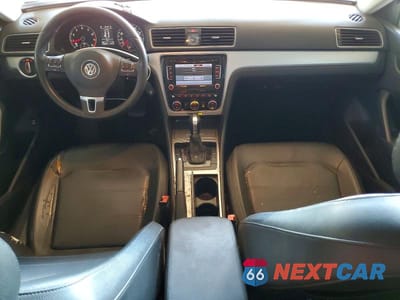 Zdjęcie 8 z 12 samochodu: 2012 VOLKSWAGEN PASSAT SE VIN:1VWBP7A31CC043493 - miniatura