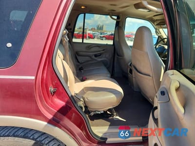 Zdjęcie 11 z 13 samochodu: 2000 FORD EXPEDITION EDDIE BAUER VIN:1FMRU17L3YLB58615 - miniatura