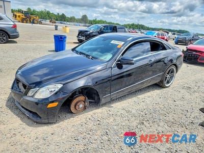 2011 MERCEDES-BENZ E 350 WDDKJ5GB7BF064164 - główne zdjęcie licytacji z USA - miniatura