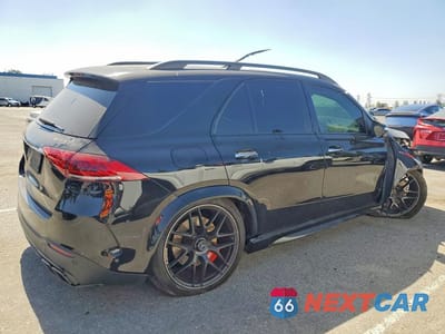 Trzecie zdjęcie samochodu z tyłu: 2021 MERCEDES-BENZ GLE 63 AMG 4MATIC VIN:4JGFB8KB9MA525393 - miniatura