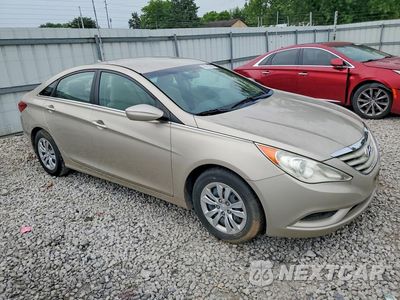 Czwarte zdjęcie samochodu z boku: 2011 HYUNDAI SONATA VIN:5NPEB4ACXBH069963 - miniatura