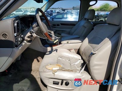 Zdjęcie 7 z 13 samochodu: 2002 CADILLAC ESCALADE LUXURY VIN:1GYEK63N22R111748 - miniatura