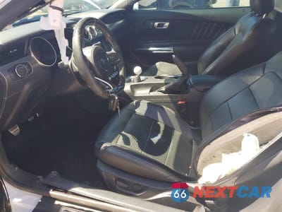 Zdjęcie 7 z 13 samochodu: 2020 FORD MUSTANG GT VIN:1FA6P8CF1L5170675 - miniatura