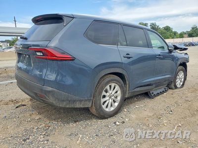 Trzecie zdjęcie samochodu z tyłu: 2025 TOYOTA GRAND HIGHLANDER HYBRID XLE VIN:5TDACAB54SS055092 - miniatura