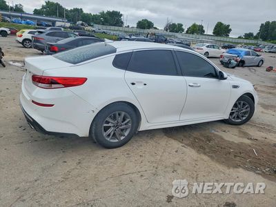 Trzecie zdjęcie samochodu z tyłu: 2019 KIA OPTIMA LX VIN:5XXGT4L32KG340190 - miniatura