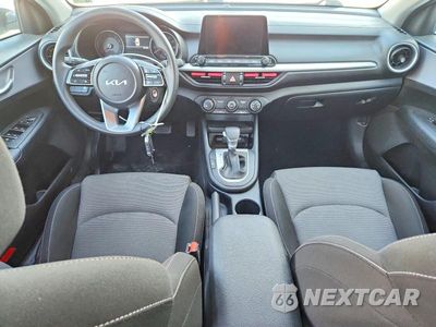 Zdjęcie 8 z 13 samochodu: 2024 KIA FORTE LXS VIN:3KPF24AD1RE757958 - miniatura