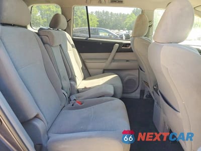 Zdjęcie 11 z 13 samochodu: 2012 TOYOTA HIGHLANDER BASE VIN:5TDBK3EH3CS170079 - miniatura