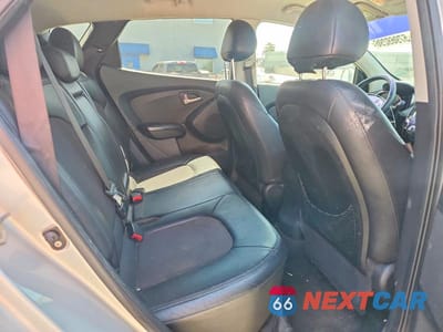 Zdjęcie 11 z 13 samochodu: 2012 HYUNDAI TUCSON GLS VIN:KM8JU3AC2CU521684 - miniatura