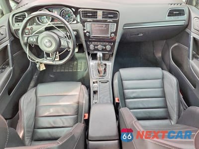 Zdjęcie 8 z 12 samochodu: 2017 VOLKSWAGEN GOLF R VIN:WVWVF7AU1HW124835 - miniatura