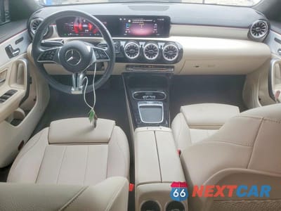 Zdjęcie 8 z 12 samochodu: 2024 MERCEDES-BENZ CLA 250 VIN:W1K5J4GB0RN454014 - miniatura