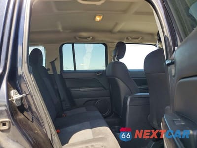 Zdjęcie 11 z 13 samochodu: 2011 JEEP PATRIOT SPORT VIN:1J4NT1GA3BD150952 - miniatura