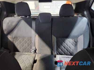 Zdjęcie 10 z 13 samochodu: 2018 NISSAN KICKS S VIN:3N1CP5CU0JL508142 - miniatura