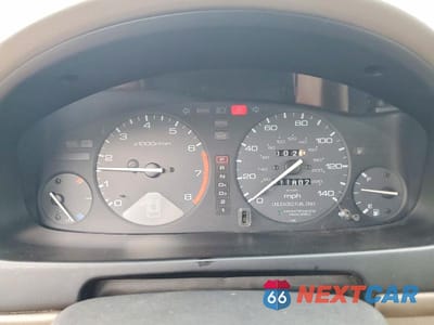 Zdjęcie 9 z 12 samochodu: 1996 HONDA ACCORD DX 25TH ANNIVERSARY VIN:1HGCD5680TA135393 - miniatura