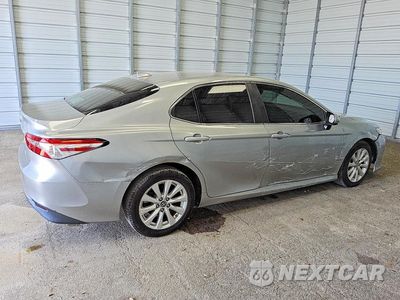 Trzecie zdjęcie samochodu z tyłu: 2019 TOYOTA CAMRY LE VIN:4T1B11HK7KU791491 - miniatura