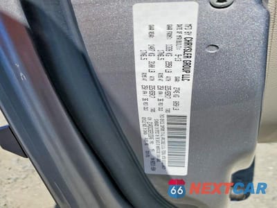 Zdjęcie 12 z 12 samochodu: 2014 DODGE GRAND CARAVAN SXT VIN:2C4RDGCG6ER123246 - miniatura