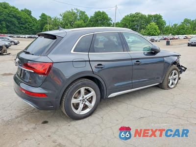 Trzecie zdjęcie samochodu z tyłu: 2021 AUDI Q5 PREMIUM VIN:WA1AAAFY7M2019220 - miniatura