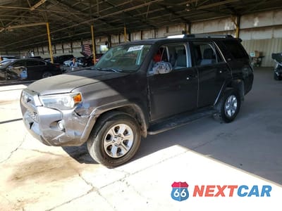 2021 TOYOTA 4RUNNER SR5 JTEMU5JRXM5940066 - główne zdjęcie licytacji z USA - miniatura
