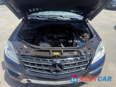 Zdjęcie 8 z 12 samochodu: 2015 MERCEDES-BENZ ML 350 4MATIC VIN:4JGDA5HB7FA461597 - miniatura